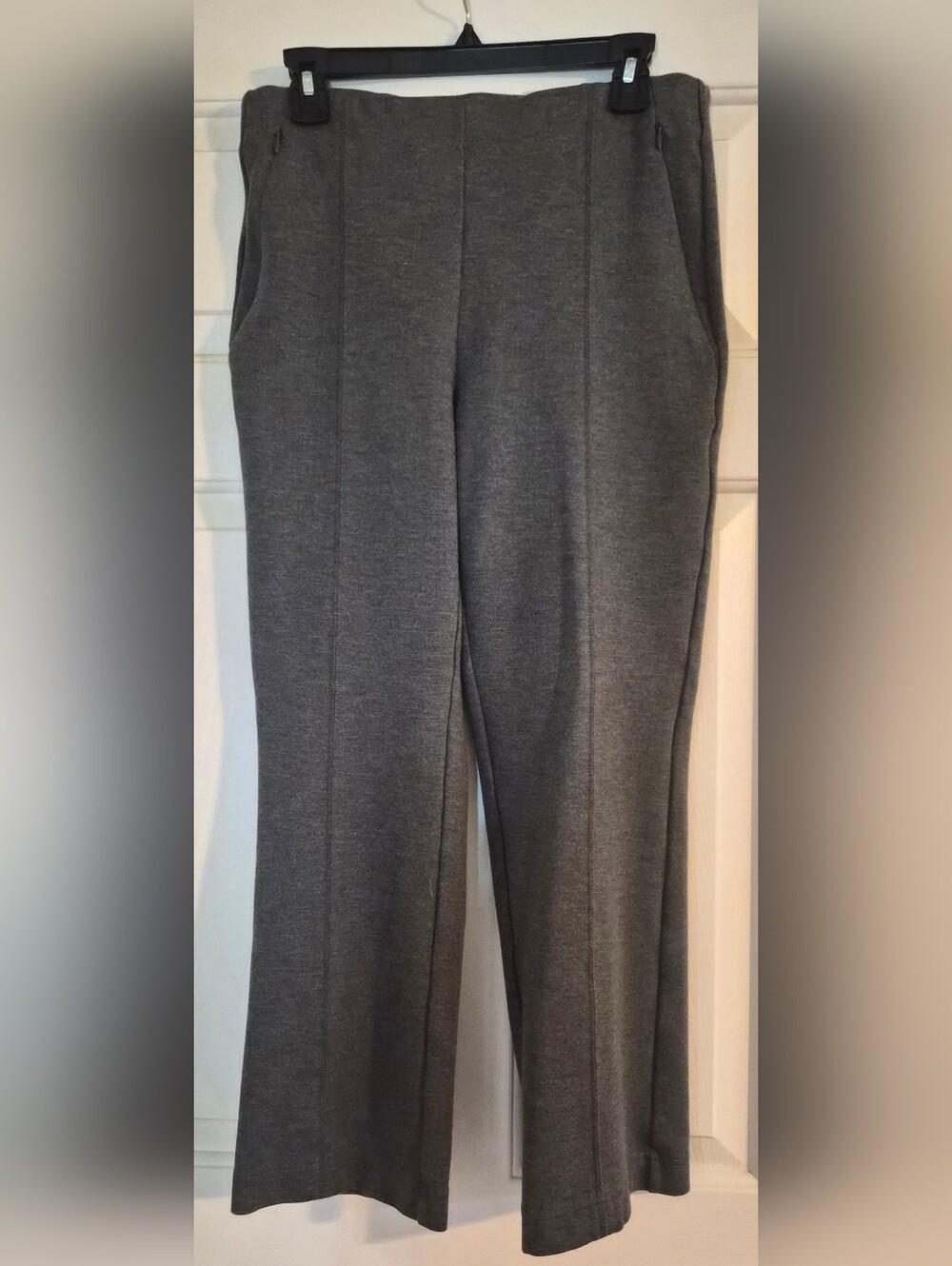 LOFT Gray Pintuck Pull-On Dress Pants - Straight Leg, Size M